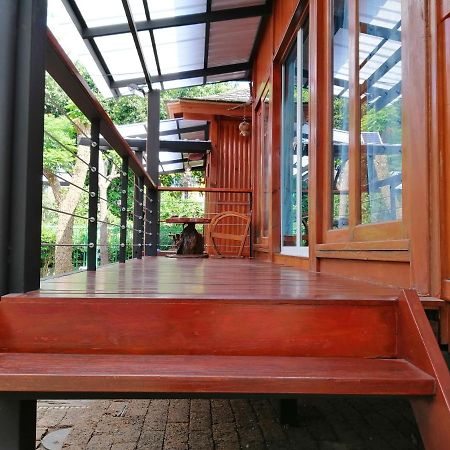 Hotel Wood House Pattaya Exterior foto